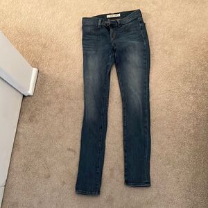 Jbrand 24 skinny jean 